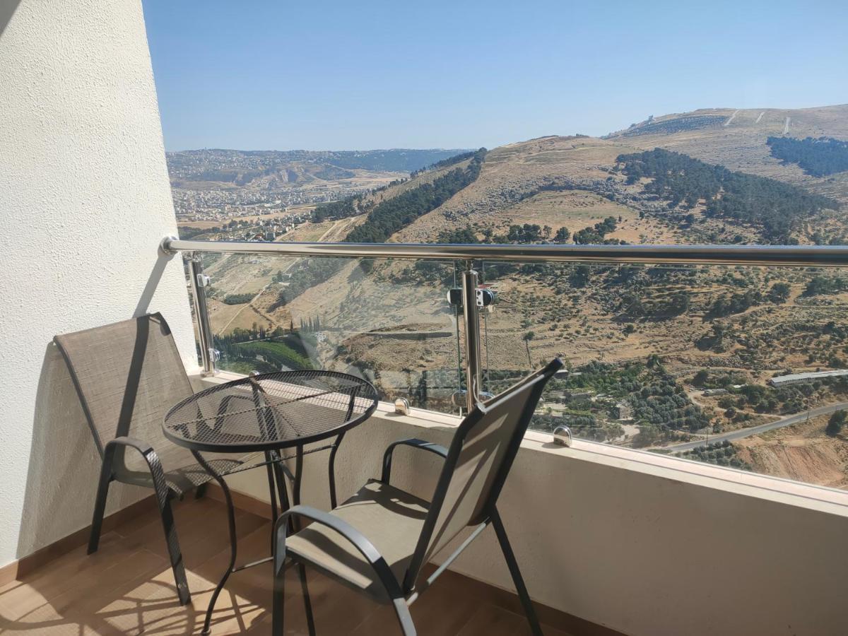 Sindyan Resort Amman Exteriör bild