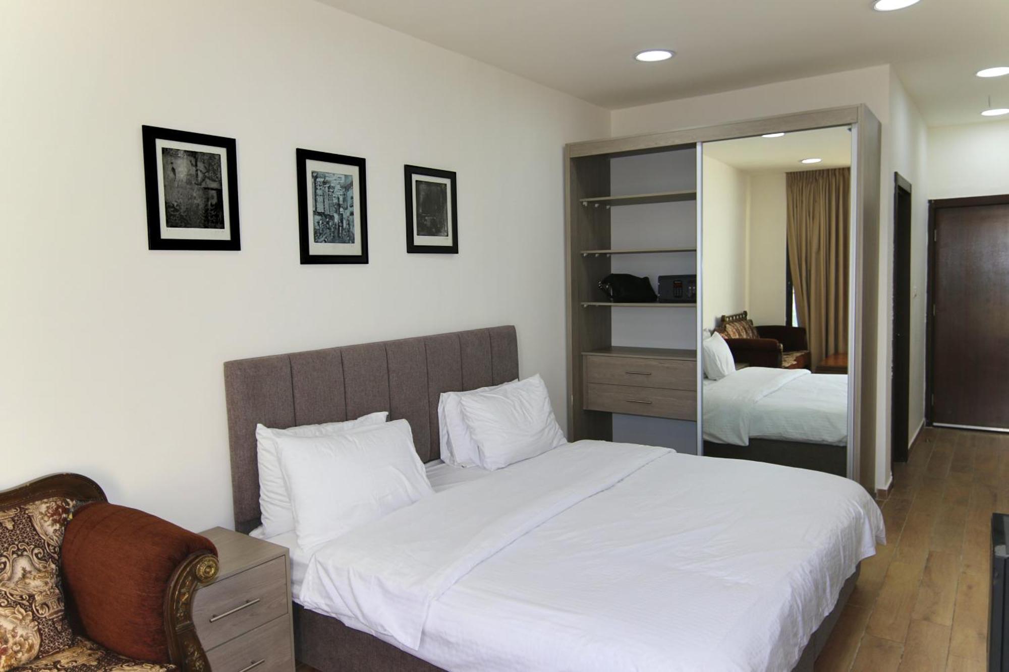 Sindyan Resort Amman Exteriör bild