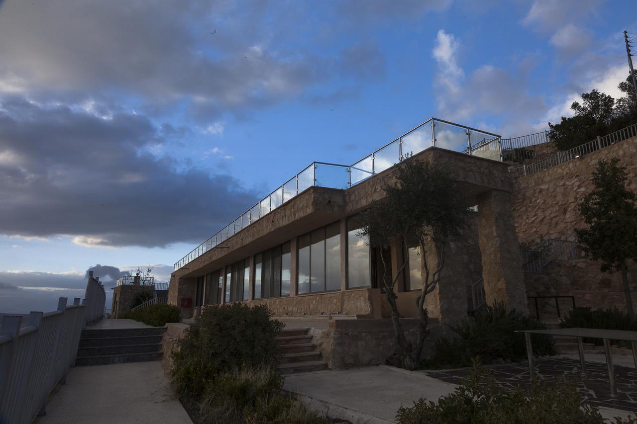 Sindyan Resort Amman Exteriör bild